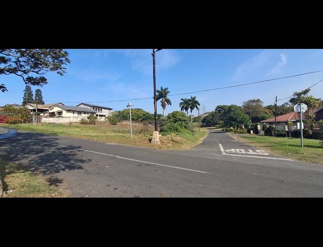 1,080M² VACANT LAND FOR SALE IN GANDHINAGAR
